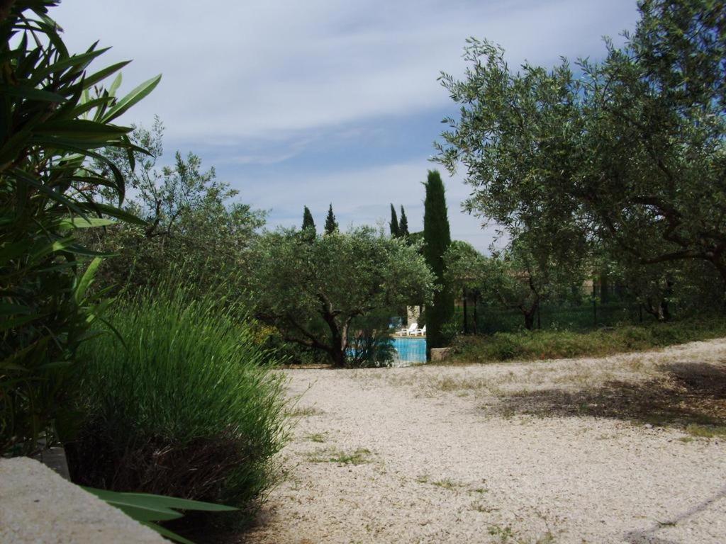 Un Gite En Provence - Les Jardins De Fontanille Saint-Remy-de-Provence Exterior photo
